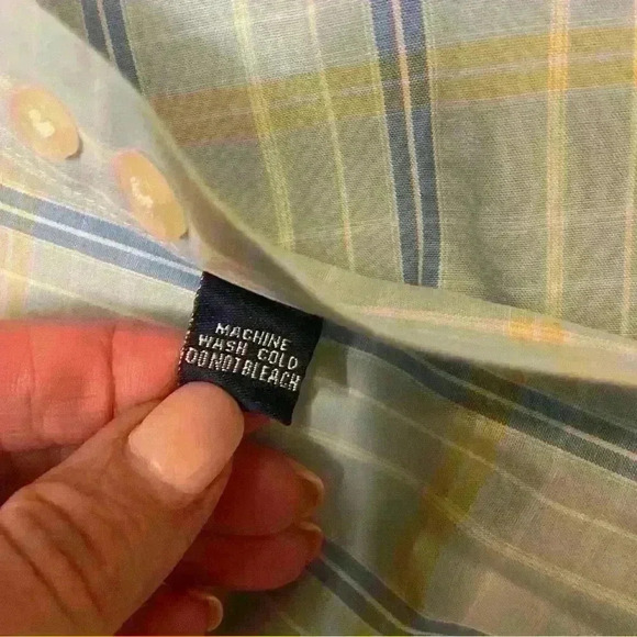 T. Harris London Men’s Casual Short Sleeve Button Down. Size L - Picture 8 of 8